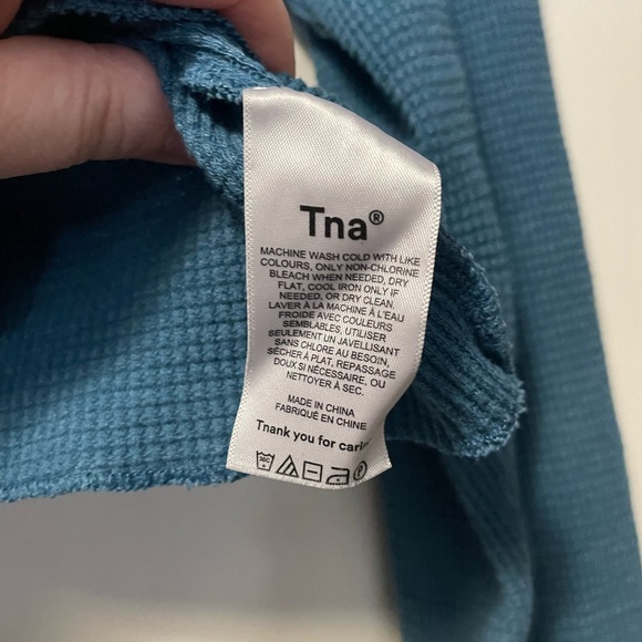 TNA Blue Turtleneck Waffle Knit Sweatshirt Cropped - Picture 5 of 10